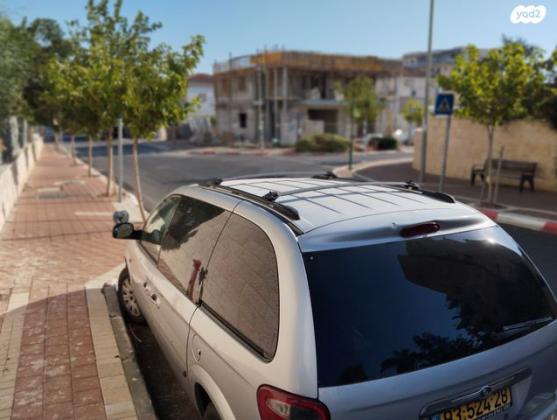 קרייזלר טאון קאנטרי FWD אוט' 7 מק' 3.3 (182 כ''ס) בנזין 2005 למכירה בעפולה