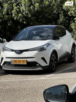 טויוטה C-HR Style P הייבריד אוט' 1.8 (98 כ''ס) בנזין 2019 למכירה בנתניה