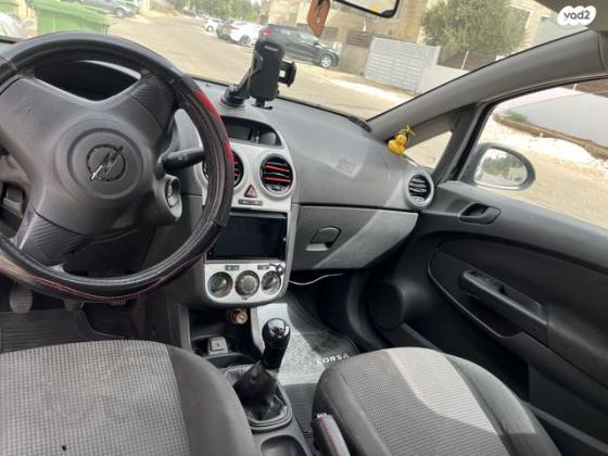 אופל קורסה Essentia ידני 3 דל' 1.2 (85 כ"ס) בנזין 2012 למכירה בירושלים