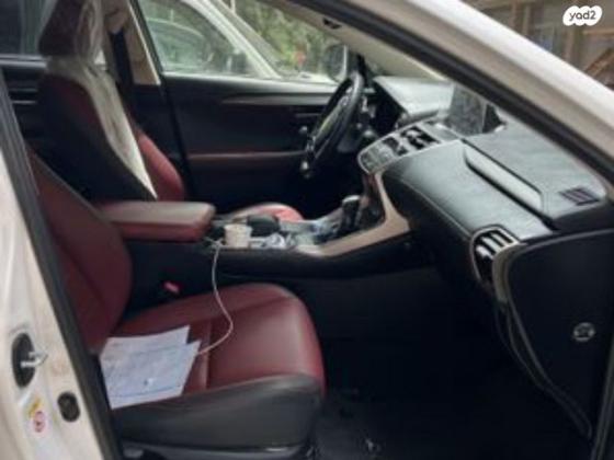 לקסוס NX NX300H Luxury הייבריד אוט' 2.5 (155 כ''ס) בנזין 2019 למכירה בקרית טבעון