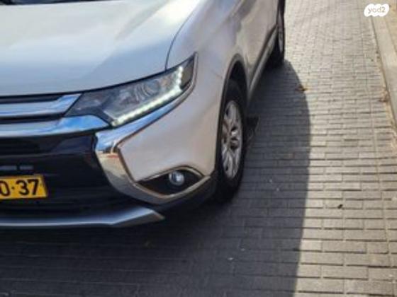 מיצובישי אאוטלנדר Instyle אוט' 7 מק' 2.0 (150 כ"ס) בנזין 2016 למכירה בתל אביב יפו