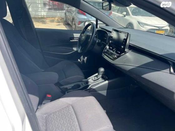 טויוטה קורולה הייבריד Space סטיישן אוט' 1.8 (98 כ''ס) בנזין 2022 למכירה באשדוד