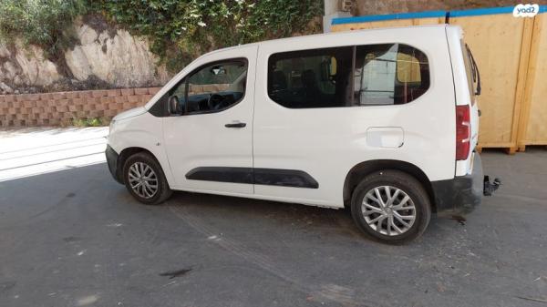 סיטרואן ברלינגו דור 3 (2018 ואילך) Live ידני דיזל 5 מק' 1.5 (75 כ''ס) דיזל 2020 למכירה בראש העין
