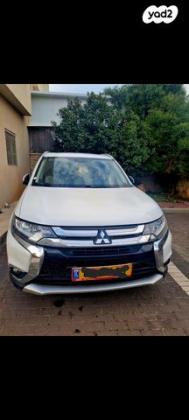 מיצובישי אאוטלנדר Instyle אוט' 7 מק' 2.0 (150 כ"ס) בנזין 2016 למכירה בכפר סבא
