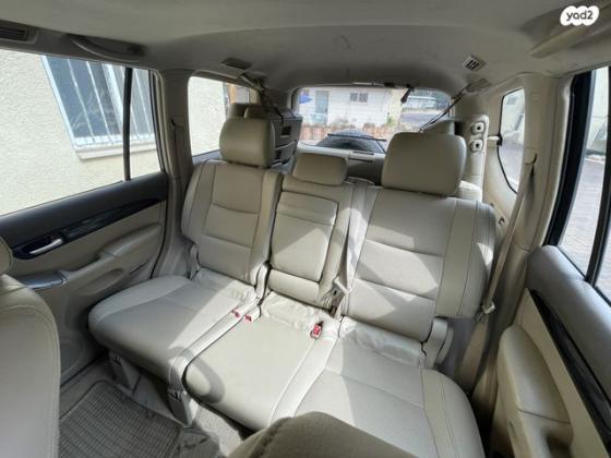 טויוטה לנד קרוזר ארוך 4X4 Luxury אוט' דיזל 8 מק' 3.0 (173 כ''ס) דיזל 2009 למכירה בגן חיים