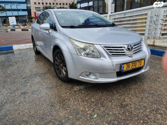 טויוטה אוונסיס אוט' 2.0 (152 כ"ס) [2009-2015] בנזין 2010 למכירה ברמת גן