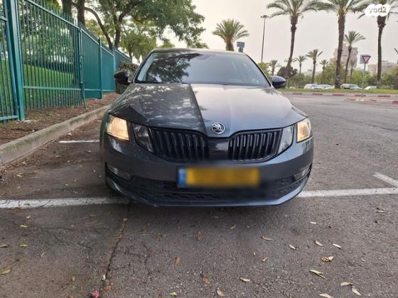 סקודה אוקטביה Ambition אוט' 1.5 (150 כ''ס) בנזין 2020 למכירה בראשון לציון