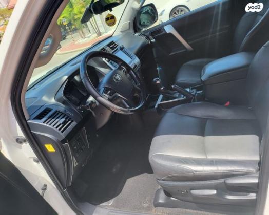 טויוטה לנד קרוזר קצר 4X4 Luxury אוט' דיזל 2.8 (177 כ"ס) דיזל 2019 למכירה באשקלון