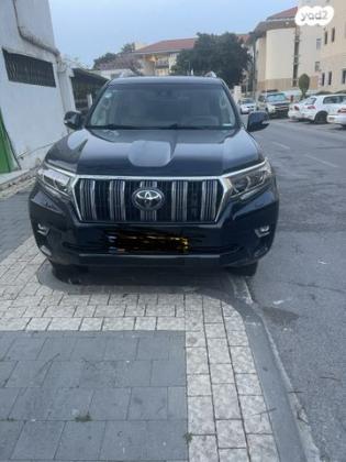 טויוטה לנד קרוזר ארוך 4X4 Limited אוט' דיזל 7 מק' 2.8 (177 כ"ס) דיזל 2018 למכירה בתל אביב יפו