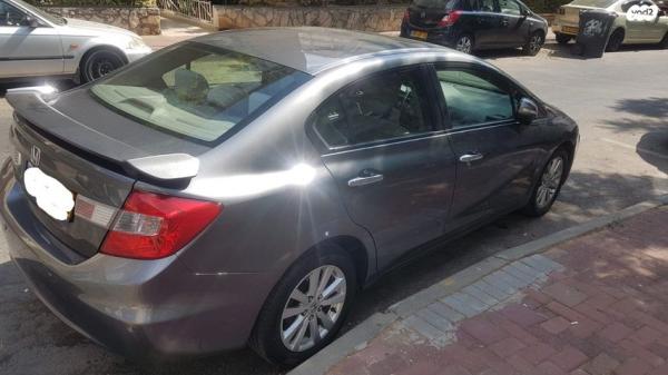 הונדה סיוויק סדאן החדשה Executive אוט' 1.8 (142 כ"ס) בנזין 2013 למכירה ברחובות