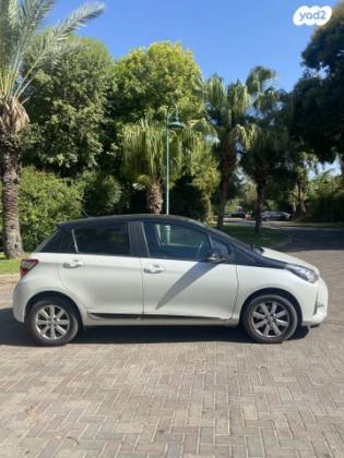 טויוטה יאריס Black Top אוט' 1.5 (112 כ"ס) בנזין 2017 למכירה בשדה ורבורג