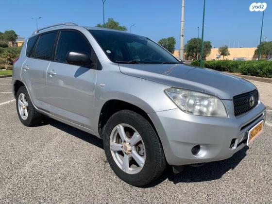טויוטה RAV4 ארוך 4X4 GLI אוט' 2.0 (152 כ''ס) בנזין 2009 למכירה בנתניה