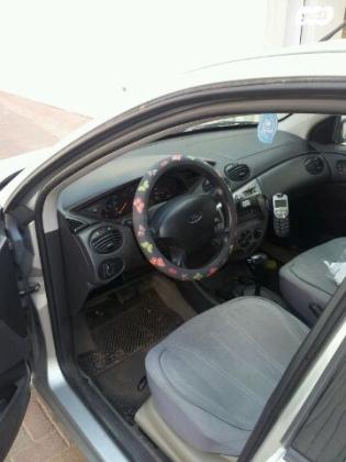 פורד פוקוס LX סדאן אוט' 1.6 (102 כ''ס) בנזין 2005 למכירה בכפר סבא