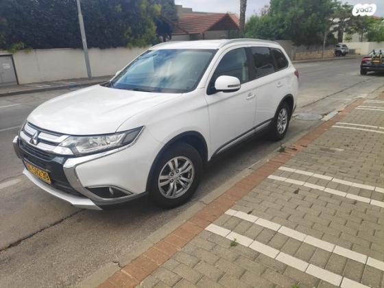 מיצובישי אאוטלנדר Intense אוט' 5 מק' 2.0 (150 כ"ס) בנזין 2017 למכירה במודיעין מכבים רעות