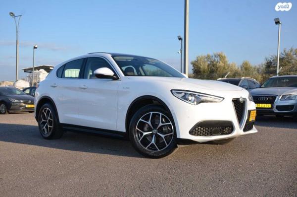 אלפא רומיאו סטלויו 4X4 Monza AWD אוט' 2.0 (200 כ''ס) בנזין 2021 למכירה בעפולה