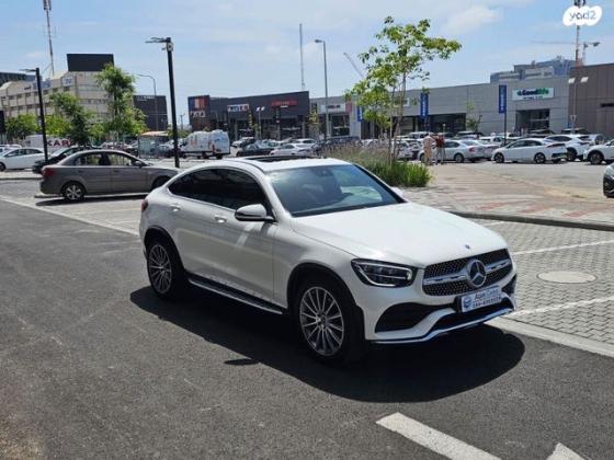 מרצדס GLC GLC200 4MATIC AMG Line FLT אוט' 2.0 (197 כ''ס) בנזין 2023 למכירה בראשון לציון