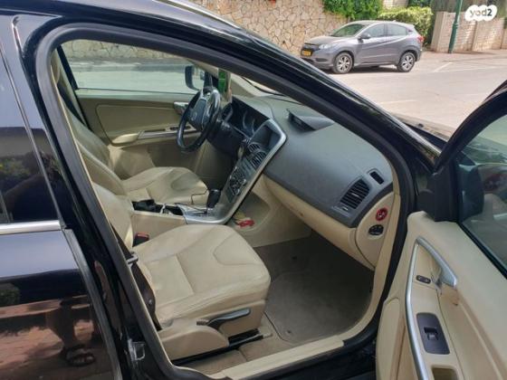 וולוו XC60 4X4 D5 Active סטיישן אוט' דיזל 2.4 (205 כ''ס) דיזל 2011 למכירה במודיעין מכבים רעות