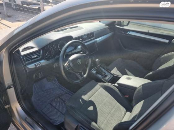 סקודה סופרב (עד 2019) Ambition אוט' 1.8 (180 כ''ס) בנזין 2017 למכירה במירון