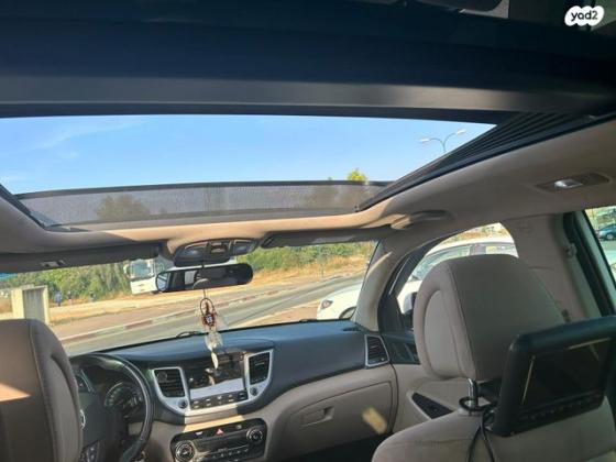יונדאי טוסון Open Sky אוט' בנזין 2.0 (155 כ"ס) בנזין 2016 למכירה בפתח תקווה