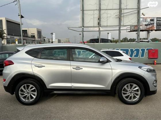 יונדאי טוסון 4X4 Premium אוט' בנזין 2.0 (155 כ''ס) בנזין 2016 למכירה בפתח תקווה