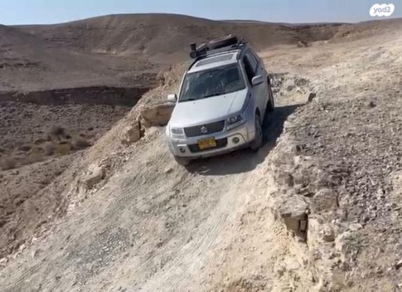 סוזוקי גרנד ויטרה 4X4 JLX-ELS אוט' 5 דל' 2.4 (168 כ''ס) בנזין 2012 למכירה בתל אביב יפו