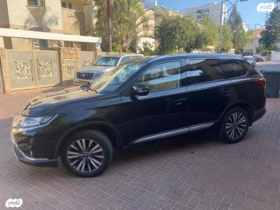 מיצובישי אאוטלנדר Instyle אוט' 7 מק' 2.0 (150 כ"ס) בנזין 2020 למכירה בראשון לציון