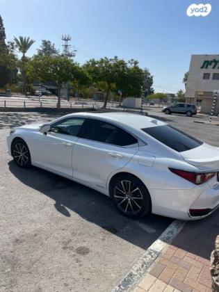 לקסוס ES300H Kyushu הייבריד אוט' 2.5 (178 כ''ס) בנזין 2022 למכירה בבית שאן