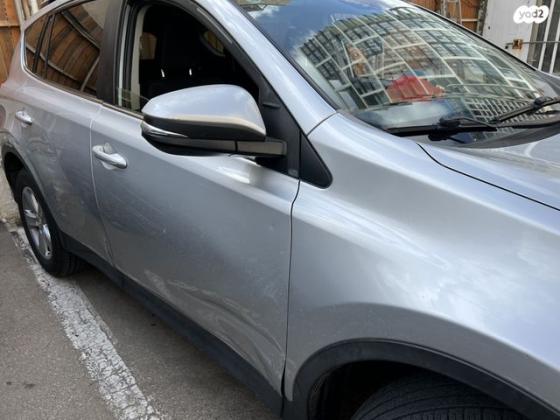 טויוטה RAV4 ארוך 4X4 Premium אוט' 2.0 (151 כ''ס) בנזין 2014 למכירה בראשון לציון