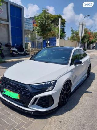 אאודי RS3 4X4 Sedan אוט' 2.5 (400 כ''ס) בנזין 2023 למכירה בתל אביב יפו