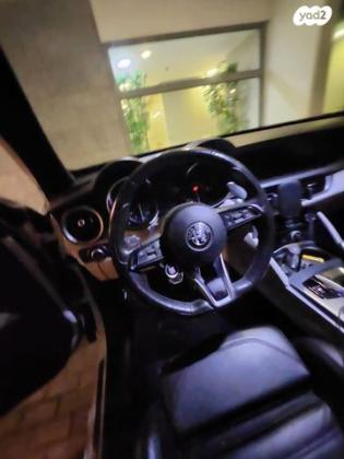 אלפא רומיאו סטלויו 4X4 Veloce AWD אוט' 2.0 (280 כ''ס) בנזין 2020 למכירה ביבנה