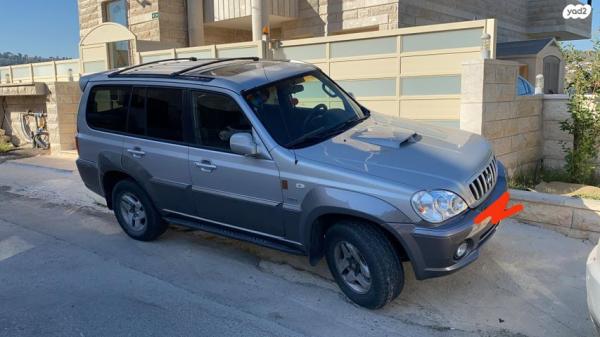 יונדאי טאראקן 4X4 GLS אוט' דיזל 5 מק' 2.9 (150 כ''ס) דיזל 2004 למכירה בירושלים