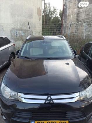 מיצובישי אאוטלנדר Instyle אוט' 7 מק' 2.0 (150 כ"ס) בנזין 2015 למכירה בפרדס חנה כרכור