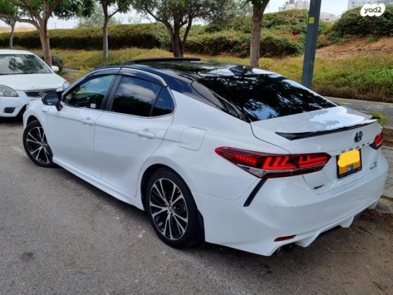 טויוטה קאמרי SE הייבריד אוט' 4 דל' 2.5 (211 כ''ס) בנזין 2019 למכירה בקרית אונו