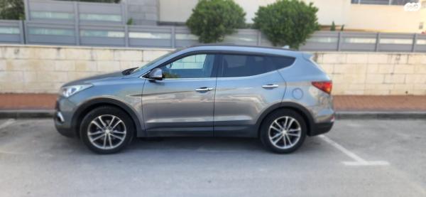 יונדאי סנטה פה 4X4 Open Sky אוט' דיזל 7 מק' 2.2 (197 כ''ס) דיזל 2018 למכירה בקרית מוצקין