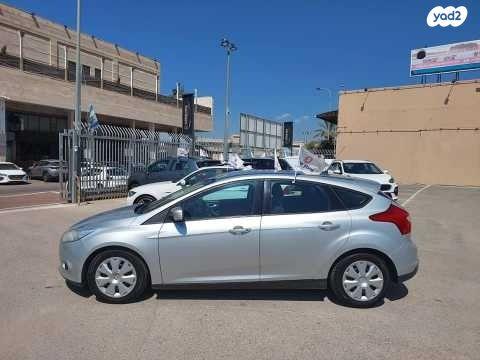 פורד פוקוס Trend הצ'בק אוט' 1.6 (125 כ''ס) בנזין 2013 למכירה בעפולה
