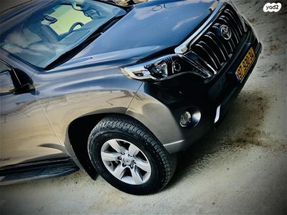 טויוטה לנד קרוזר ארוך 4X4 Luxury אוט' דיזל 7 מק' 2.8 (177 כ"ס) דיזל 2016 למכירה בבאר שבע