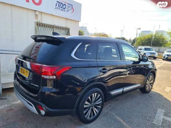 מיצובישי אאוטלנדר Premium אוט' 7 מק' 2.0 (150 כ''ס) בנזין 2019 למכירה בחולון