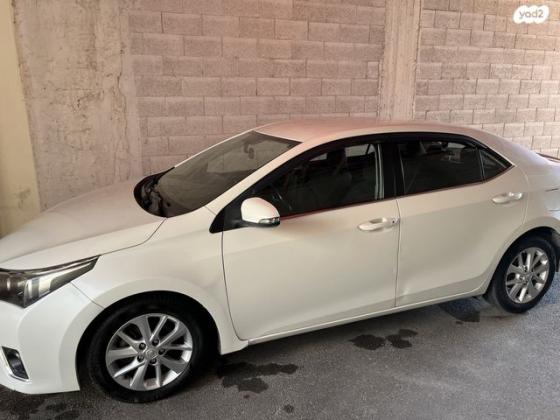 טויוטה קורולה GLI-FL אוט' 1.6 (132 כ''ס) [2013-2016] בנזין 2015 למכירה בנצרת