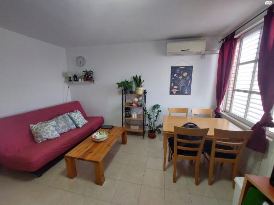 רבי עקיבא 22 (שכונה ד)