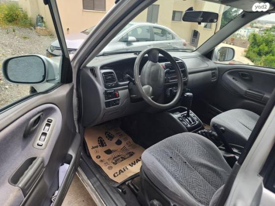 סוזוקי גרנד ויטרה 4X4 JLX אוט' 3 דל' 1.6 (93 כ''ס) בנזין 2002 למכירה בכפר קרע