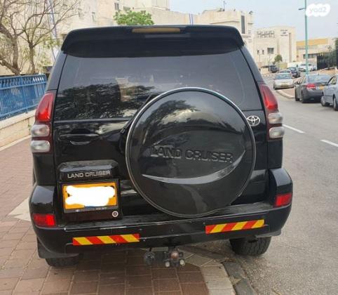 טויוטה לנד קרוזר ארוך 4X4 STD אוט' דיזל 8 מק' 3.0 (166 כ''ס) דיזל 2007 למכירה באלעד