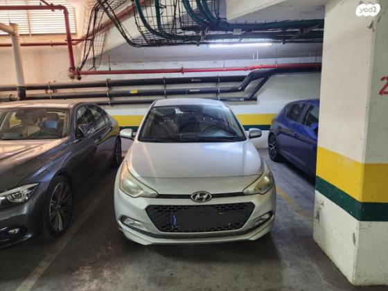 יונדאי i20 Inspire אוט' 1.4 (100 כ''ס) [2015 ואילך] בנזין 2015 למכירה ברחובות