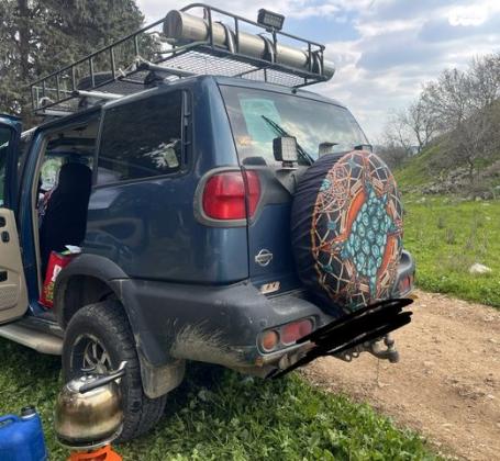 ניסאן טראנו ארוך 4X4 SR אוט' דיזל 2.7 (125 כ''ס) דיזל 2001 למכירה בתל אביב יפו