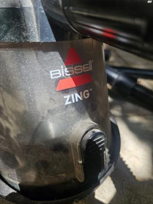 שואב אבק קומפקטי נגרר BISSELL
