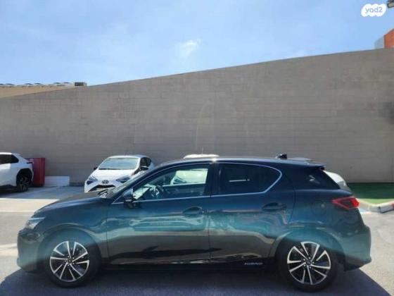 לקסוס CT200H Luxury הייבריד אוט' 1.8 (99 כ"ס) בנזין 2020 למכירה בראשון לציון