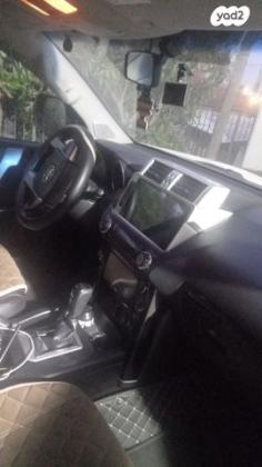 טויוטה לנד קרוזר קצר 4X4 Luxury אוט' דיזל 2.8 (177 כ"ס) דיזל 2016 למכירה בכפר סבא