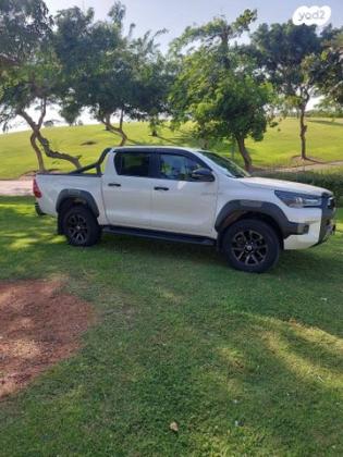 טויוטה היילקס 4X4 4X4 Sahara דאבל קבינה אוט' דיזל 2.8 (204 כ''ס) דיזל 2021 למכירה בתל אביב יפו