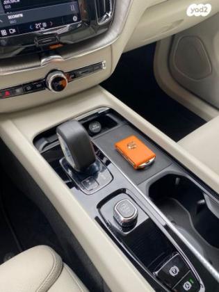 וולוו XC60 4X4 T6 Inscription הייבריד אוט' 2.0 (340 כ''ס) ק2 היברידי חשמל / בנזין 2023 למכירה באשדוד