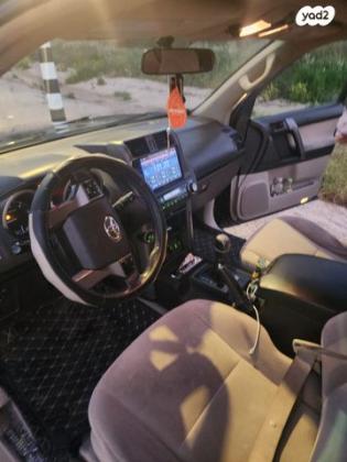 טויוטה לנד קרוזר ארוך Select 60th אוט' דיזל 7 מק' 3.0 (190 כ"ס) דיזל 2013 למכירה בכפר מנדא