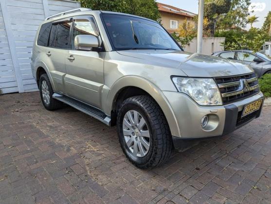 מיצובישי פג'רו ארוך 4X4 Dakar אוט' דיזל 7 מק' 3.2 (170 כ''ס) דיזל 2008 למכירה בתל מונד